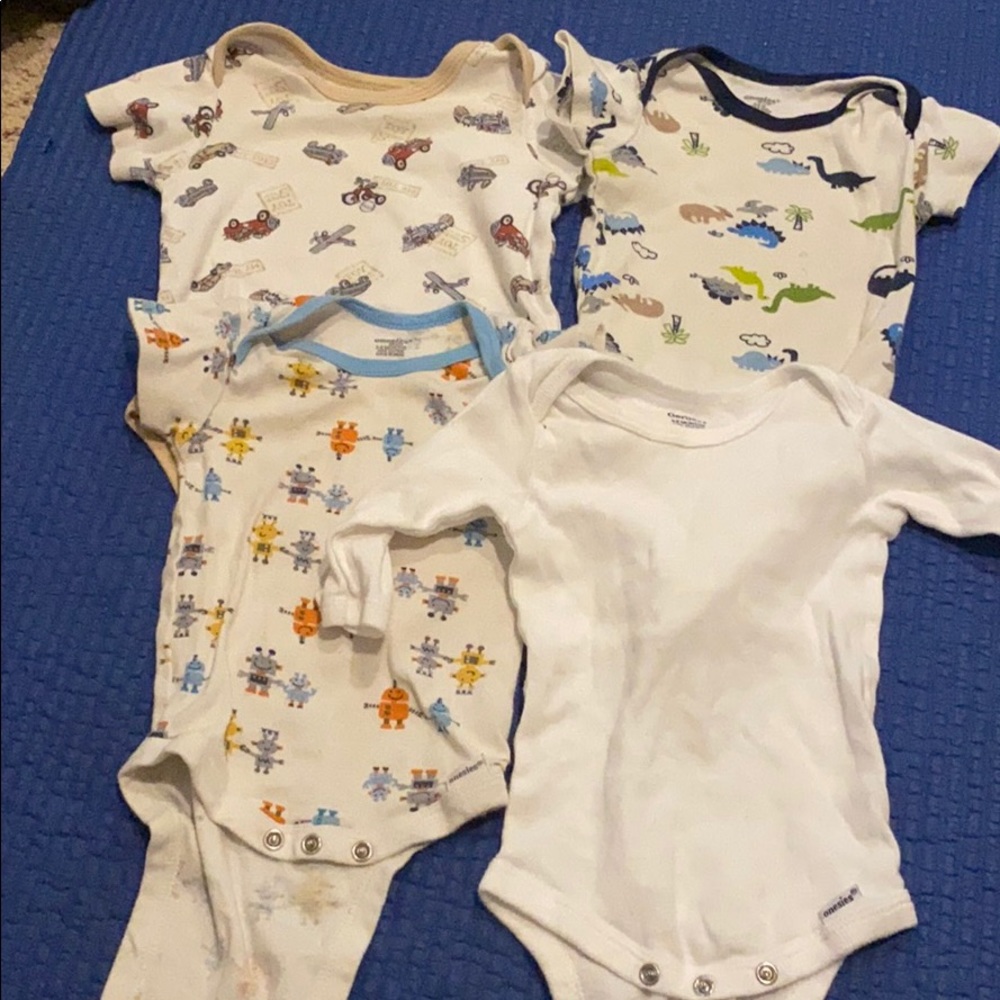 Set of 4 onesies